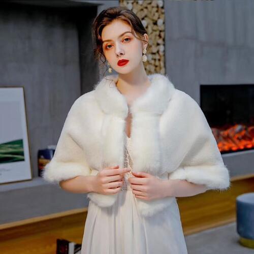 Winter Warm Shrugs For Woman Faux Fur Cape White Party Stoles Wedding Fur Bolero Bridal Fur Wraps Bridesmaids Cape veste femme