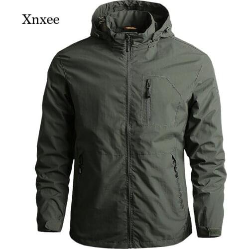 Hooded Windproof Coats New Mens Softshell Jacket Autumn Spring Streetwear Tactical Bomber Windbreaker Men Hip-Hop Pilot Jackets