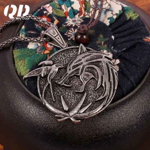 DIANMUMU Women's Medallions