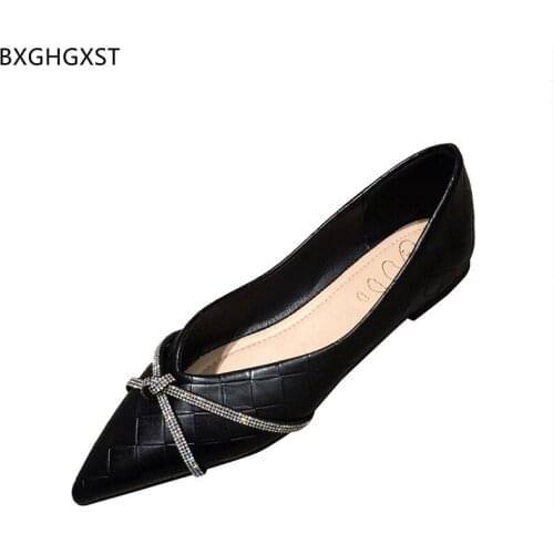 Black Slip on Korean Shoes Women Loafers Leather Casual Shoes Woman Butterfly-knot Flats Boat Shoes for Woman 2021 Pointed Toe