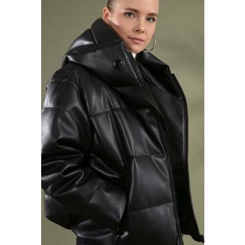 PATTAYA Women's Jackets