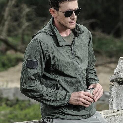 Summer Waterproof Quick Dry Tactical Skin Jacket Men Hooded Raincoat Thin Windbreaker Sunscreen Army Military Jacket