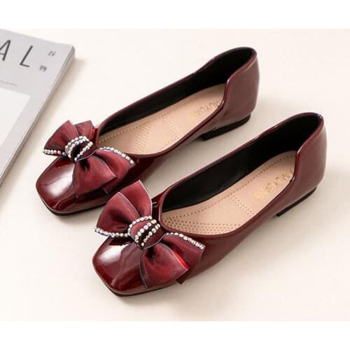 2021 New Korean Fashion Autumn Square Satin Sequins Bow Patent Leather Plus Size Flat Shoes