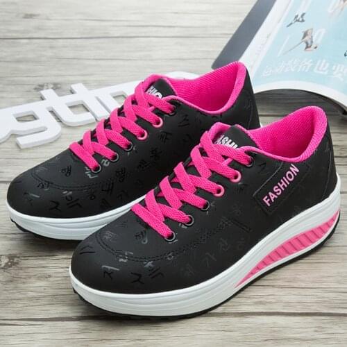Womens Vulcanized Shoes Mesh Heightening Shake Shoes Platform Low Top Casual Sneakers Light Soft Bottom Loafers Lace-up Concise