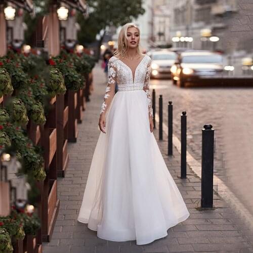 2021 Tulle Wedding Dress Long Sleeve Lace Deep V Neck Bridal Gowns Beach Vestidos De Novia Modest Wedding Party Gown