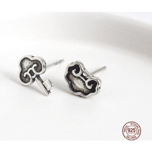 LKO Asymmetry Fashion Vintage Matte Lock Key Charm Stud Earrings Exquisite Minimalist Earrings For Couples Jewelry Ornaments