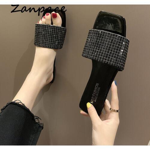 Glitter Slippers Women 2020 Fashion Outside Women Sandal Casual Diamond Flat Shoes Open Toe Beach Female Indoor Flip Flops
