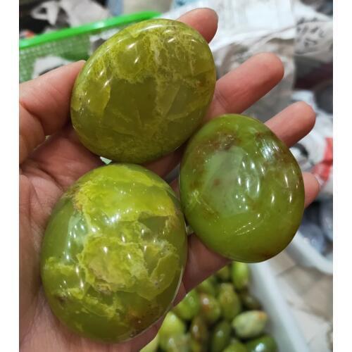 60g polished Opwis crystal quartz Mineral samples natural opal stone quartz specimen Healing 1pcs