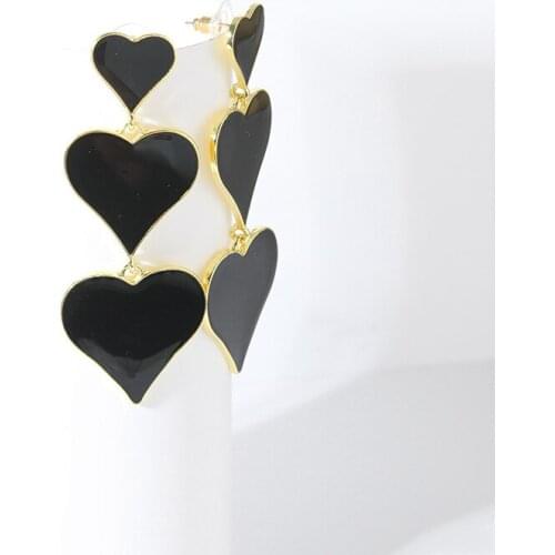 Punk Girl Earrings 2021 Fashion New Temperament Earrings Exaggerated Net Red Black Love Long Earrings Womens Clothing Oorbellen