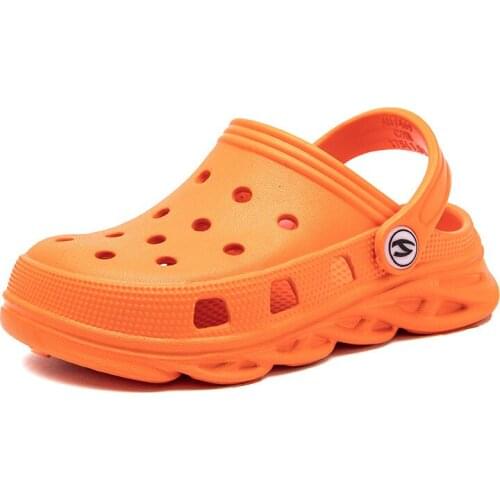 2021 New Childrens Hole Shoes Light Soled Boys And Girls Cute Cartoon Slippers Garden Shoes Summer Flip Flops Sandal Kids Slide