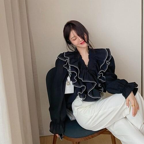 Small fragrant wood ear design sense small white coat womens new autumn shirt a50810