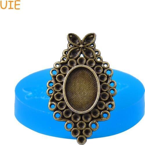 OYL091U 36mm Cameo Frame Flexible Silicone Mold - Oval Frame Mold Fondant, Sugrcraft, Gum Paste, Candy, Jewelry, Icing, Resin