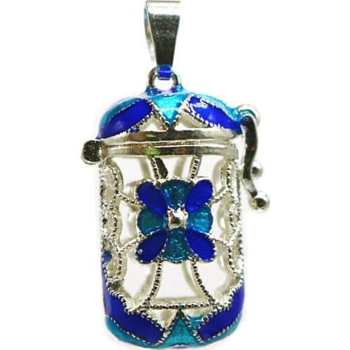 Vintage Brass Epoxy Blue Carved Palace Style Pattern Hollow Openable Square Pendant Jewelry Birthday Gift