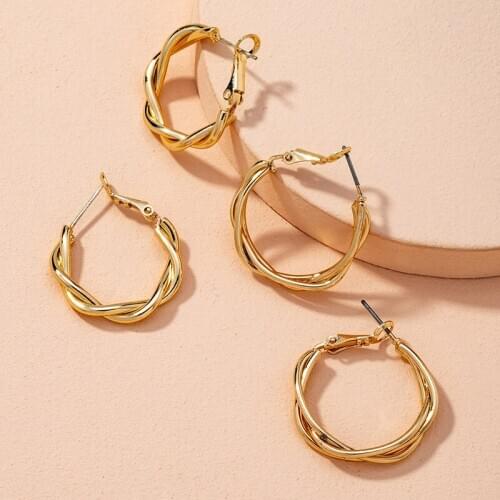 European American Twisted Hoop Earrings New Womens Simple Fashion Geometric Earrings Big Round Hip Hop Party Jewelry for Women