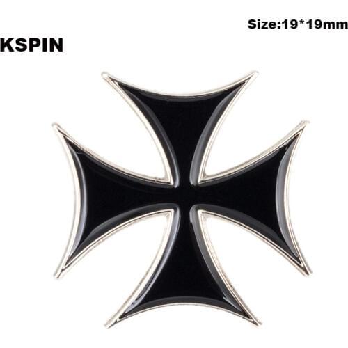 Scooter Black Malta Iron Metal Enamel Pin Badge Biker Trucker Cross Brooch Vintage XY0060