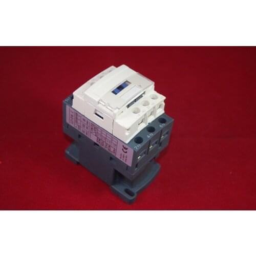 1pc New type FITS LC1D18M7 AC CONTACTOR 18A COIL 220V AC 50/60HZ