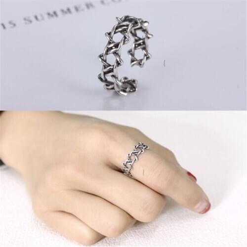 Korean version of the personality fashion retro trend wild twisted rope opening female models silver plated rings SA135
