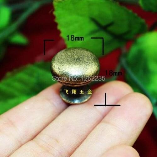 New listing 18 * 18mm Antique small hole handle Zinc alloy pull buckle Decoration Furniture Hardware tab