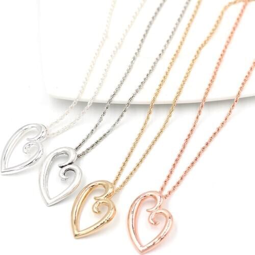 2020 New Arrival Ture Love Heart Pendant Necklace Flying Wings Howllow Out Pendnat Necklace Women Fashion Jewelry Wholesale