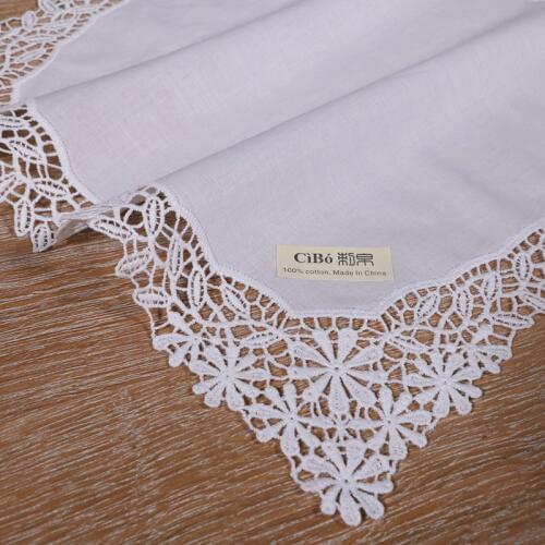D601: White premium cotton lace handkerchiefs blank crochet hankies for women/ladies wedding gift