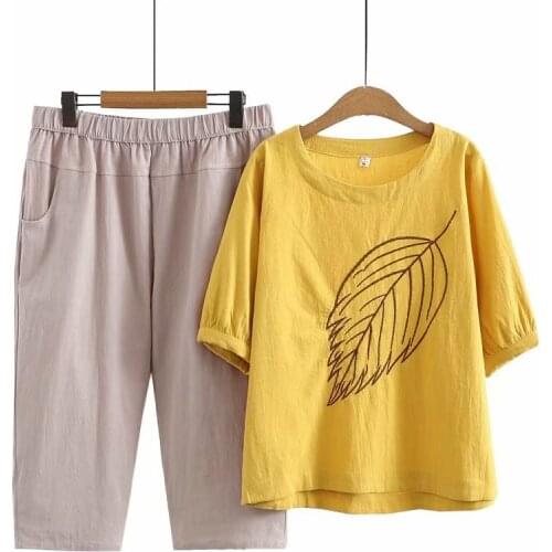 Plus size women clothing O-Neck Short sleeve Embroidery t shirt and casual high waist pants 2021 cotton Womens summer suits