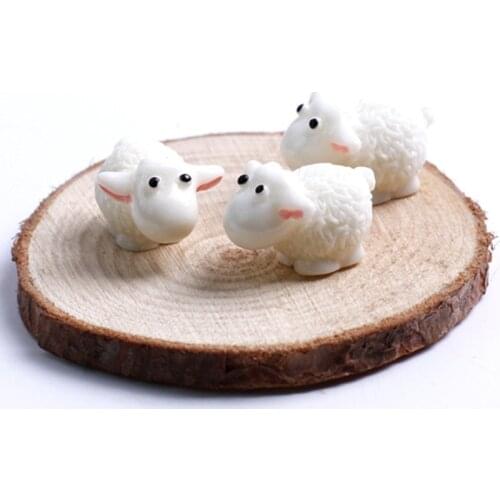 5Pcs/lot 1.5*2cm Cute Resin Small Sheep Micro Figurines Miniatures Fairy Garden Home Wedding Party Decor DIY Accessories