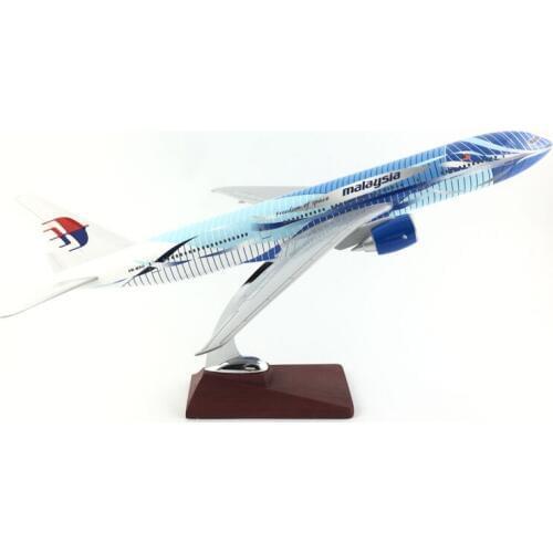 FREE SHIPPING 45-47CM MALAYSIA 777 (SEA WAVE) METAL BASE AND RESIN MODEL PLANE AIRCRAFT MODEL TOY AIRPLANE BIRTHDAY GIFT