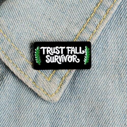 Creative Cartoon Geometry Black Team Trust Letter Enamel Brooch Alloy Badge Denim Clothes Bag Pin Cute Sweet Woman Jewelry Gift