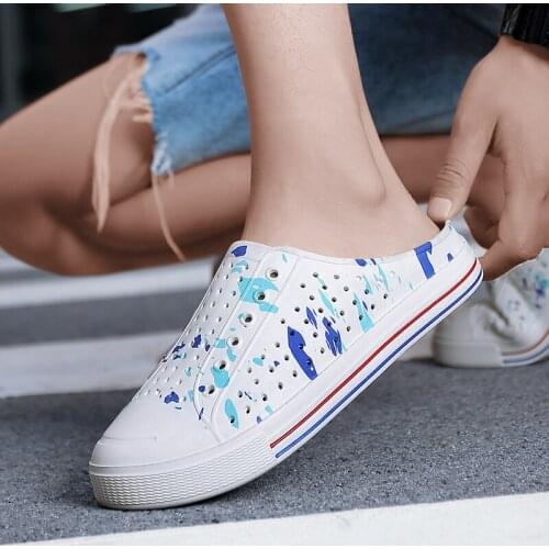 Summer Unisex Clogs Flip Flops Men Beach Slippers Casual Shoes Breathable Slides Mens Outdoor Graffiti Sandals zapatos hombre