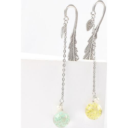 Dried Flower Specimen Bookmark Vintage Feather Reading Mark Metal Book Clip Hanging Beautiful Bookmark for Book Tassel