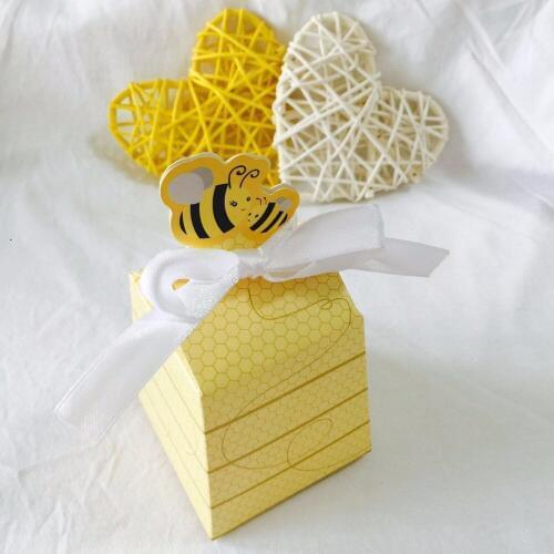 50pcs/lot Yellow Bee honey Favors Candy Boxes Gift Box with White Ribbons for Baby Shower/Birthday Favors and Gifts Kids Party