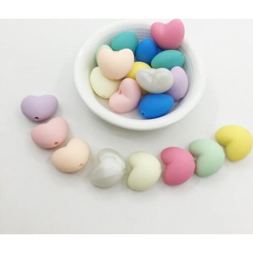 Silicone beads Heart candy color 50PC baby teether Accessories Infant Necklace Pendant DIY nursing bracelet kids beads