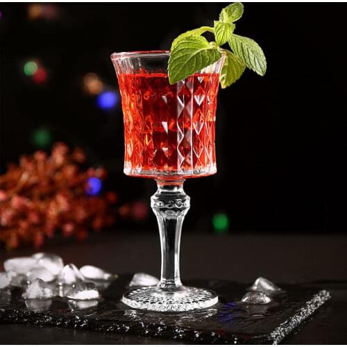 European-style Lead-free Glass Red Wine Glass Retro Champagne Glass Carved Cocktail Glass Goblet Small Classic Bar Wine