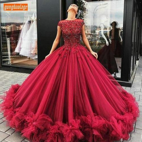 Noble Red Ball Gown Evening Dresses Long O Neck Appliqued Beaded Saudi Arabia Formal Dress Sleeveless Africa Women Evening Gowns