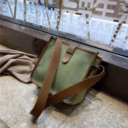2021 New Female Bag Shoulder Messenger Bag Large Capacity Bag Korean Fashion Simple Big Bucket Bag Luxury Bags
