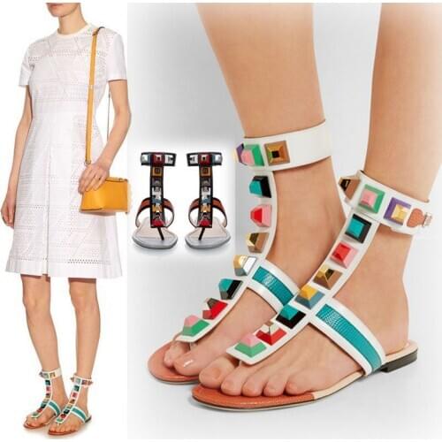 Flat With Sandals Rivet Ankle Buckle Shoes Women Large Size Leather Causal Summer Open Toe Sexy T-strap Buckle Rivets Sandals