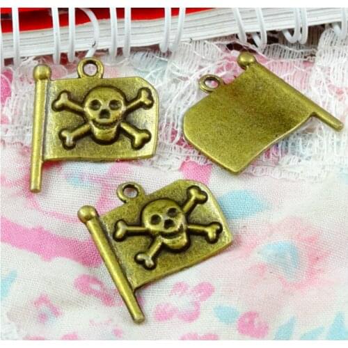 30pcs Antique Bronze Plated Flag Skull Charms Pendants for Jewelry Making Bracelet DIY Accessories 21*19MM