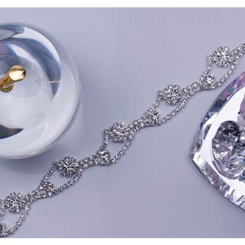 Free Shipping 5 yards Crystal Rhinestone Trim, Rhinestone Applique, Wedding Applique,Rhinestone Chain MALI041