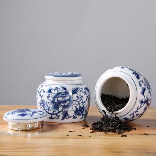 Blue and White Porcelain Tea Caddy Household Condiment Storage Jar Ceramic Candy Dried Fruit Storage Jar Home Decoration Gifts