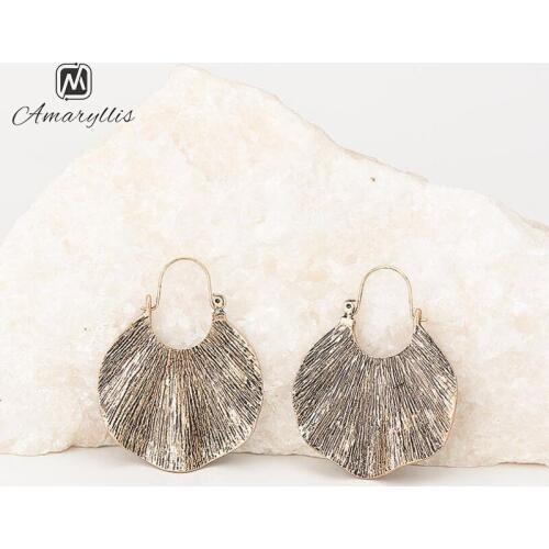 Amaiyllis Minimalist Metal Shell Pendant Dangle Earrings For Women Vintage Pattern Geometrical Drop Earrings Ethnic Big Earrings