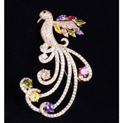 Zlxgirl Shiny Mix color Cubic zircon peacock shape animal brooch jewelry Classic Wedding Decoration Corsage Pins hijab accessory