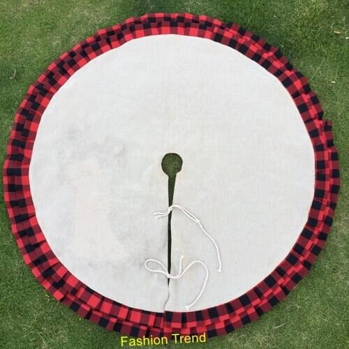 15 red/black skirt 20 matching stockings 15 white/black skirt, 20 matching stockings