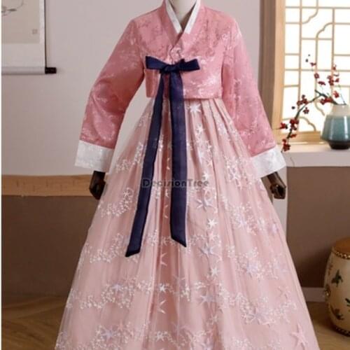 Korean Womens National Costume Hanbok Korean Oriantal Dance Skirt In Traditional Korean Costume