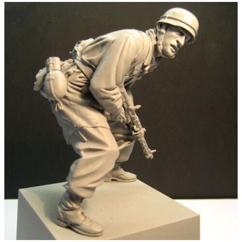 1/16 Scale Resin Figure paratrooper 120mm no base