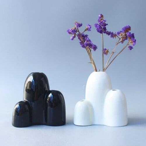 Nordic Ins Ceramic Vase Home Decoration Accessories Creative Living Room Desktop Flower Arrangement Container Dried Flower Vases