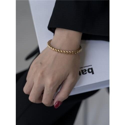 Titanium With 18K Twist Bangle Women Jewelry Chic Gown Party T Show Sweet Boho Trendy OL Simply INS Japan Korean