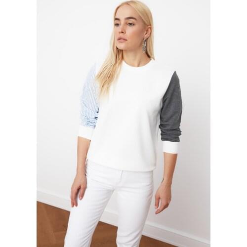 Trendyol Ecru Knitted Sweatshirt TWOAW20SW0052