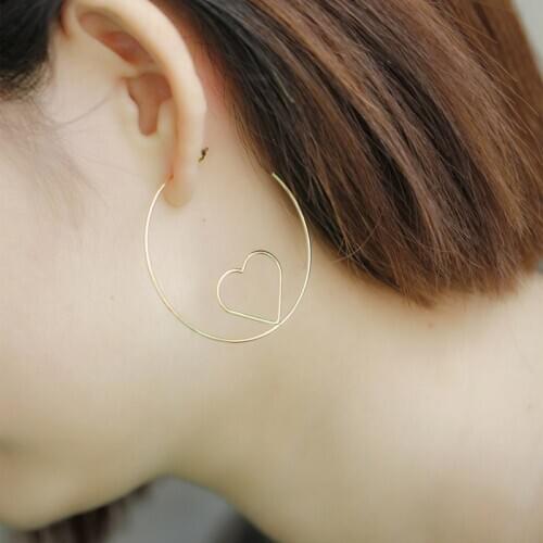 Cool New Fashion jewelry classic hollow heart stud earrings best gift for girl wholesale E376
