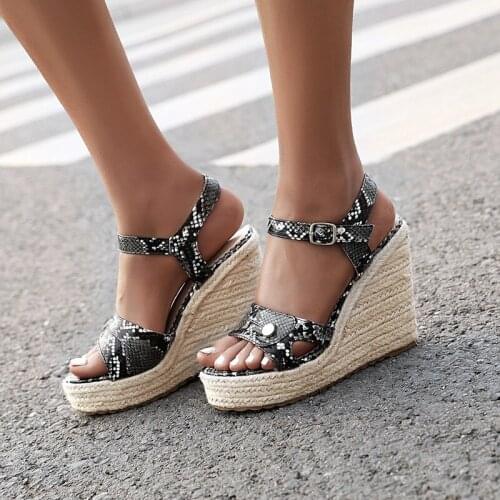 Dropshippinmg Summer Ultra High Wedges Heel Sandals Fashion Open Toe Platform Elevator Women Sandals Shoes Plus Size Pumps 2020