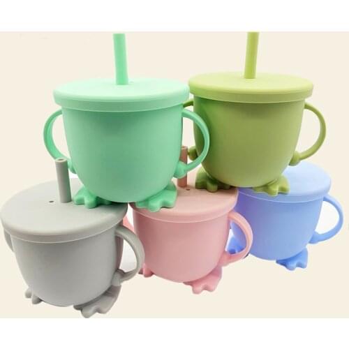 Silicone Baby Feeding Cups Baby Learning Infant Drinkware Sippy Cups for Toddlers and Kids with Sippy Waterproof Cup